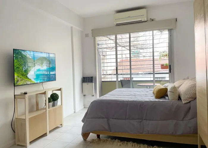 Movistar Arena - Departamento Moderno, Comodo, Luminoso - Hasta 3 Huespedes - Villa Crespo
